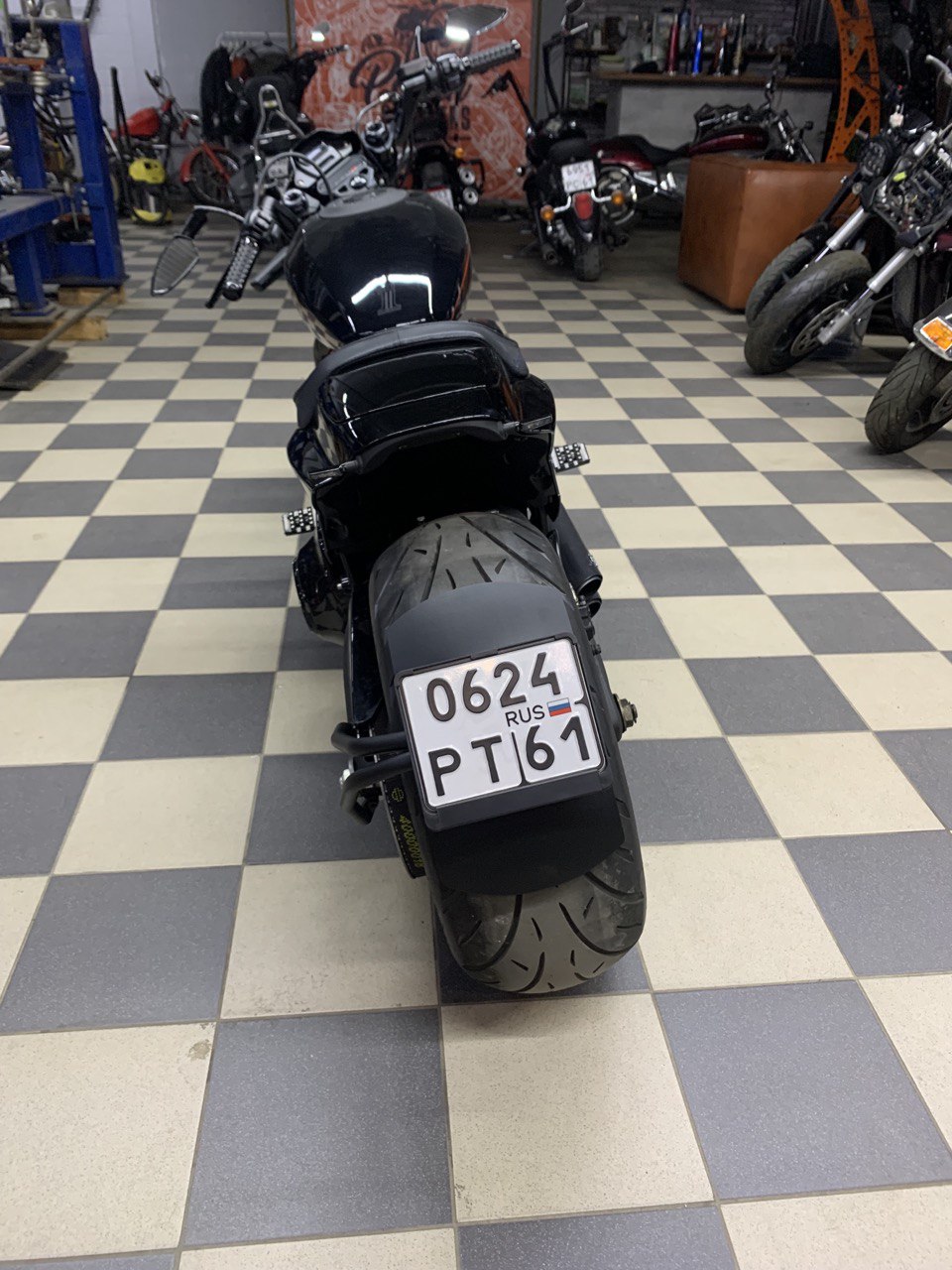 Harley-Davidson Fatbob Hugger